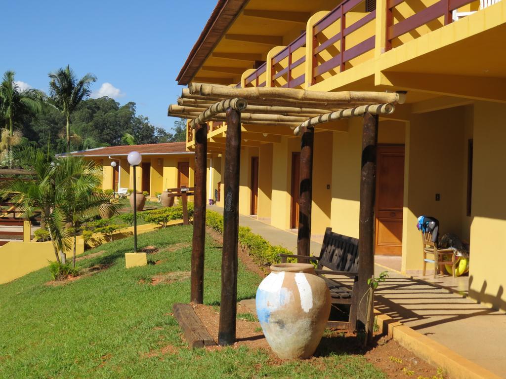 Hotel Fazenda Saint Nicolas Águas de Lindóia Quarto foto